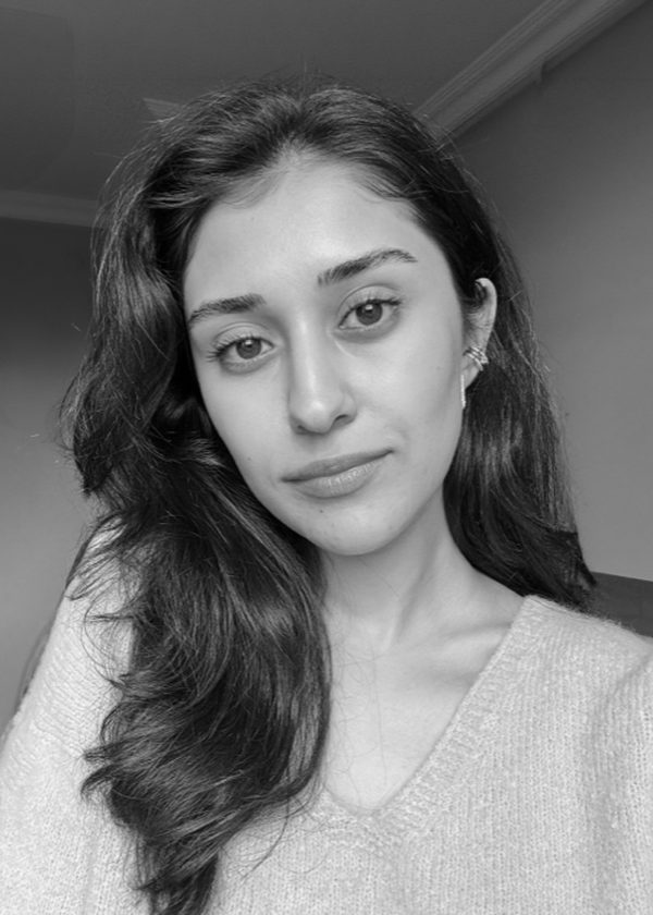 Sude Nur Aykırı, Grafik Tasarımcı